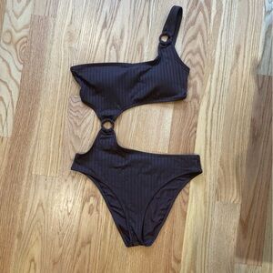 Aerie Wide Rib Cut Out One Shoulder Ring One Piece Swimsuit Size Large